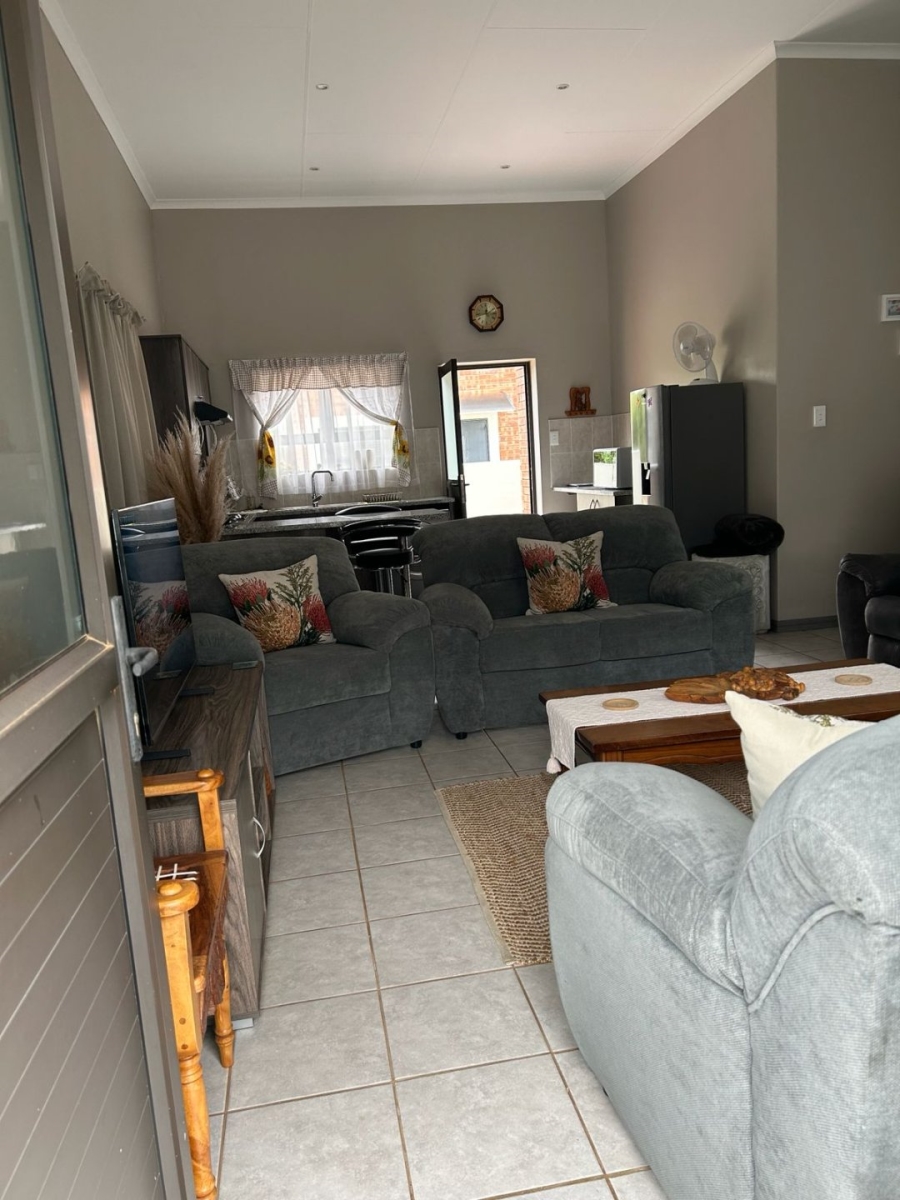  Bedroom Property for Sale in De Land Estate North West